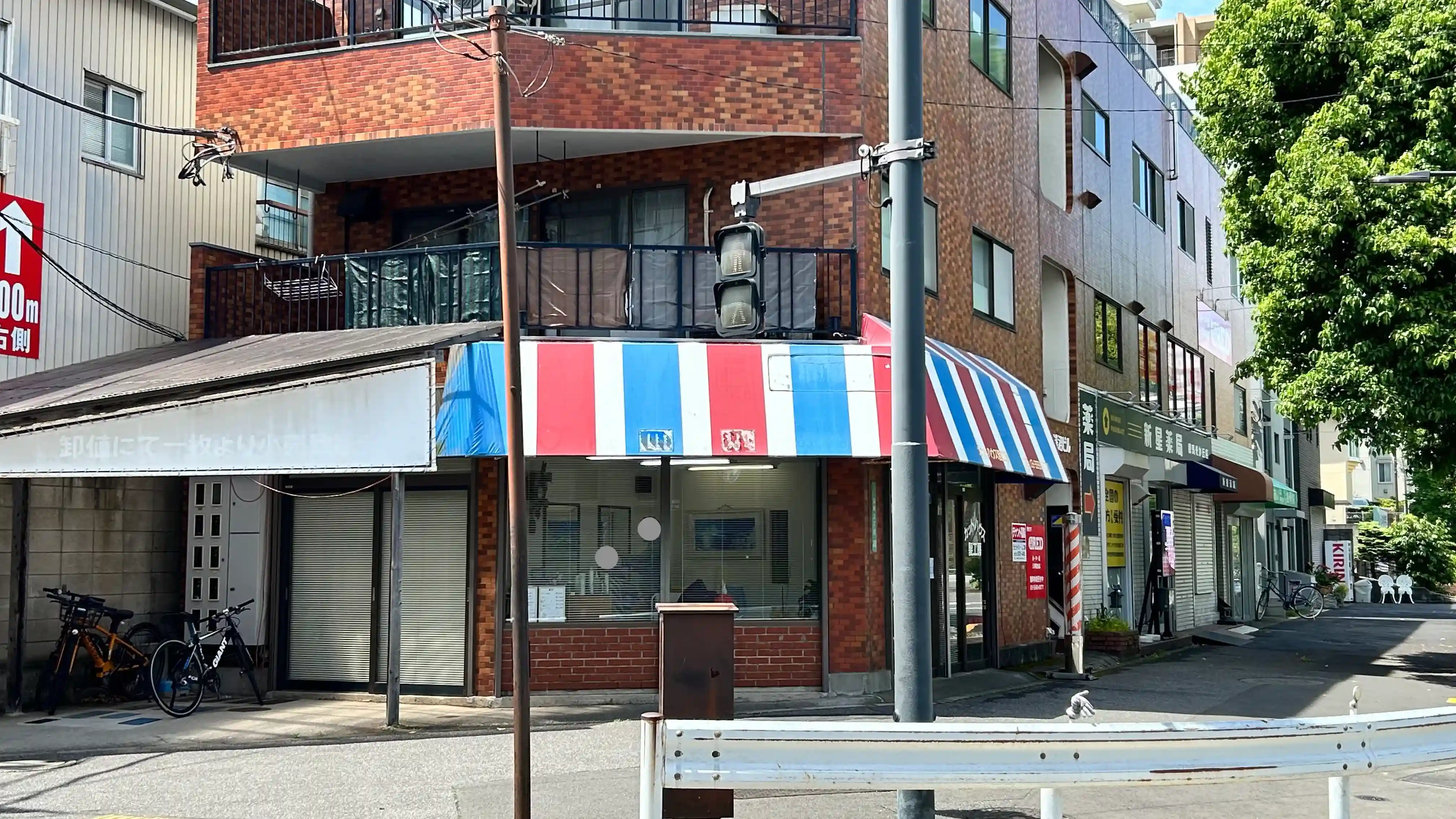 カットハウス髪工房 光が丘店